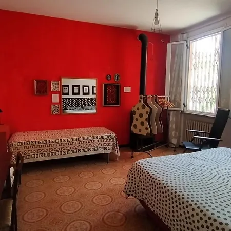 La Melagrana Rossa Bed & Breakfast